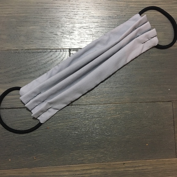 Five Handmade Face Mask Mouth Nose Covering New - Picture 4 of 5